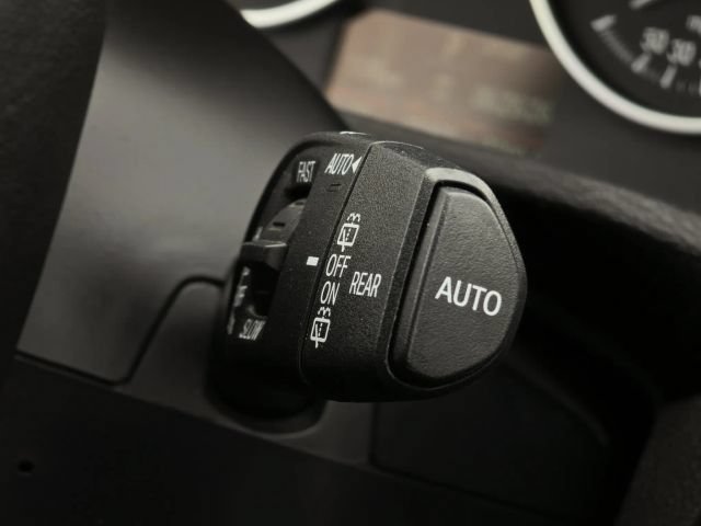 Used 2017 BMW X1 xDrive28i AWD/4WD image 34