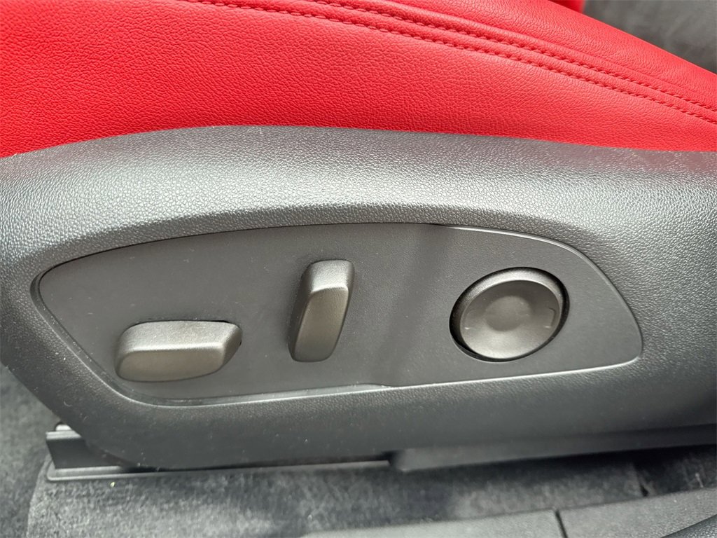 Used 2024 Chevrolet Blazer EV RS image 14