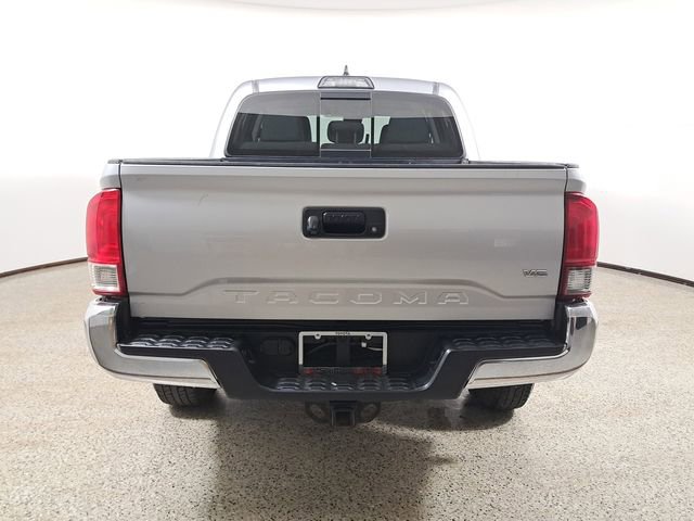 Used 2018 Toyota Tacoma SR5 image 6