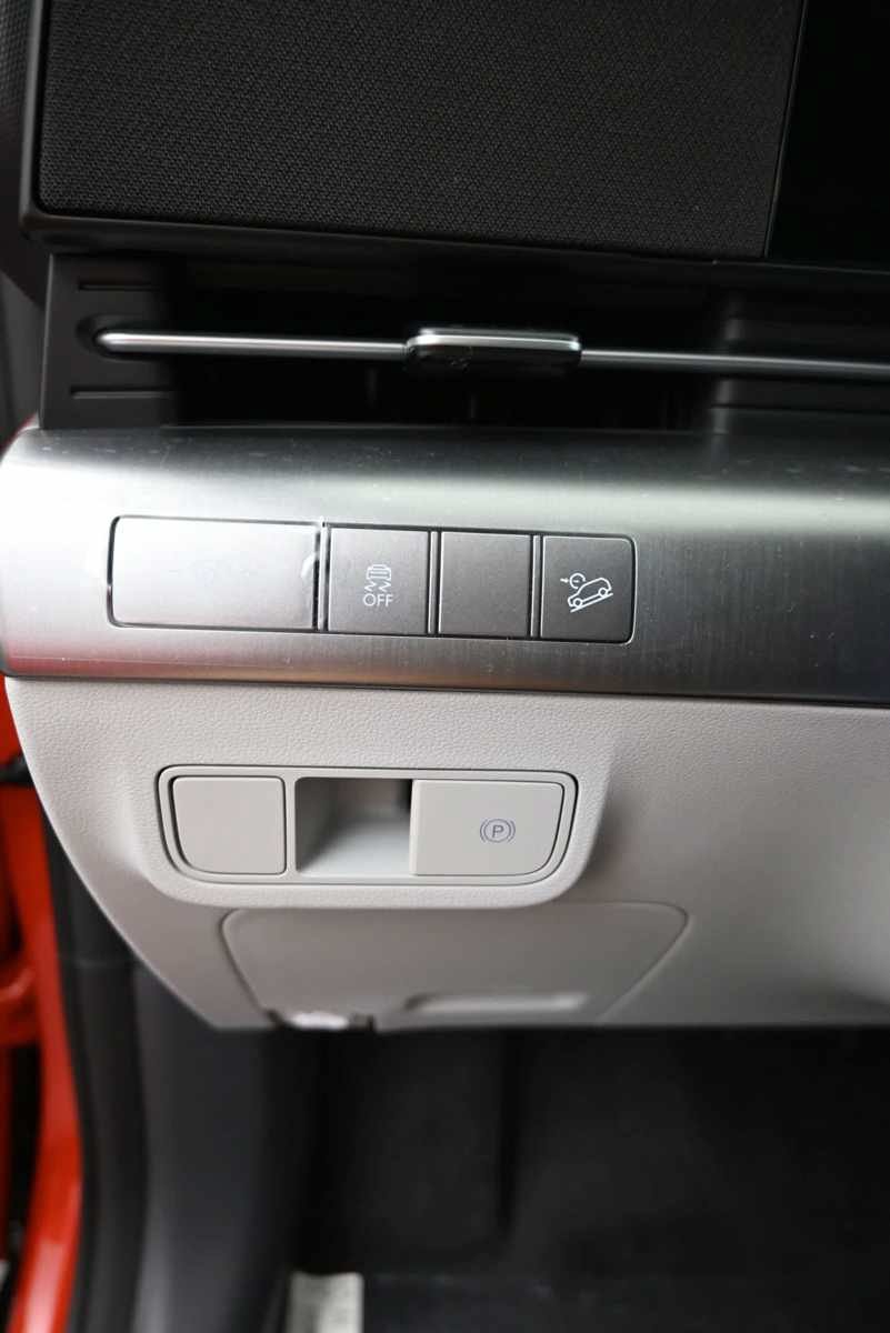 New 2026 Hyundai Kona SEL Sport AWD/4WD image 22