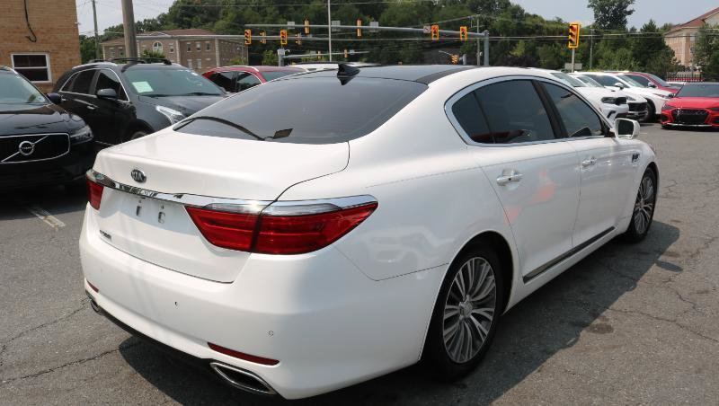 Used 2017 Kia K900 Premium RWD image 7