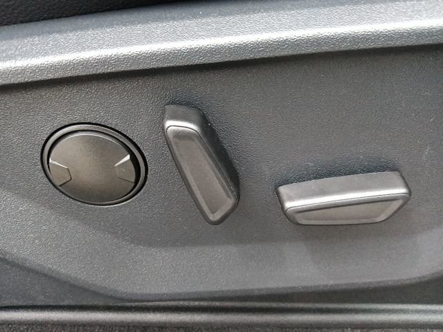 New 2026 Ford F250 Lariat image 32