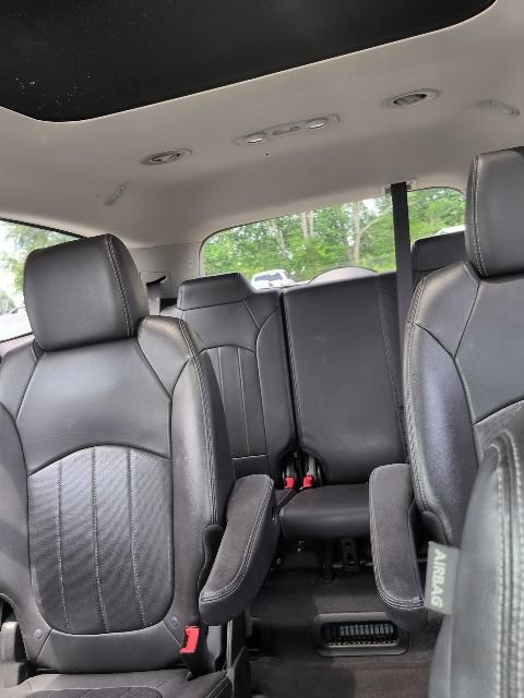 Used 2016 Buick Enclave Leather FWD image 12