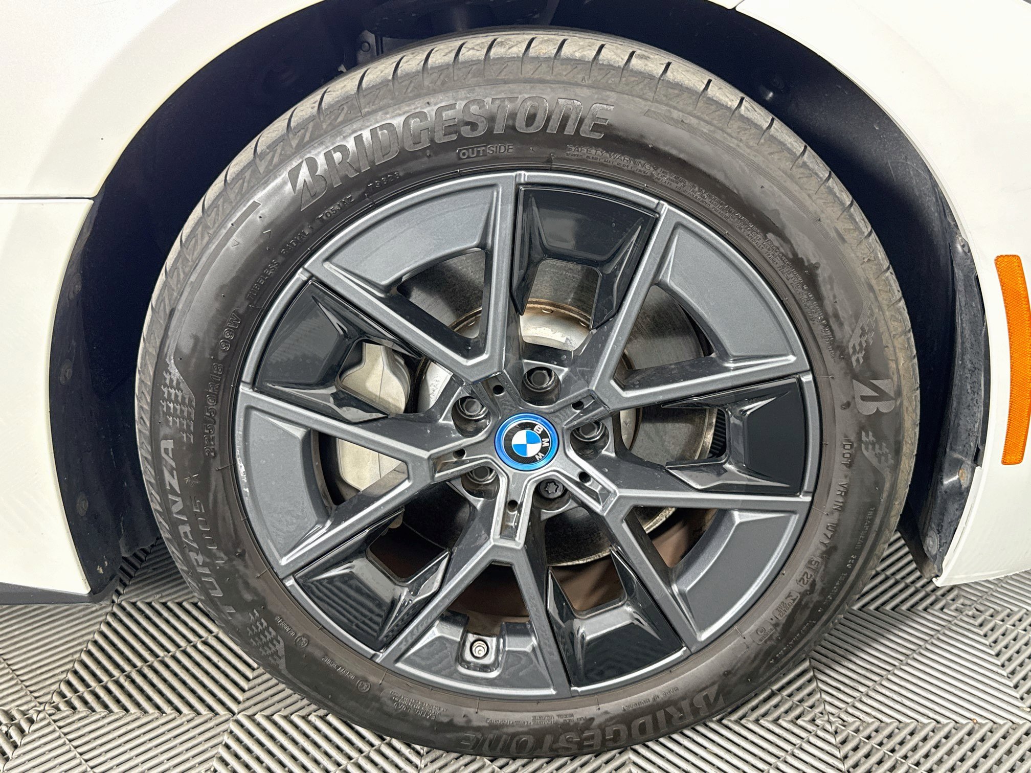 Used 2023 BMW i4 eDrive40 w/ Premium Package RWD image 30