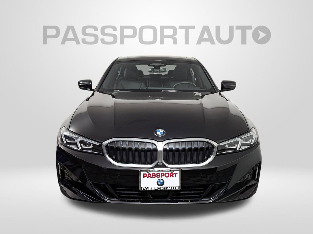 Used 2025 BMW 330i xDrive Sedan w/ M Sport Package image 8