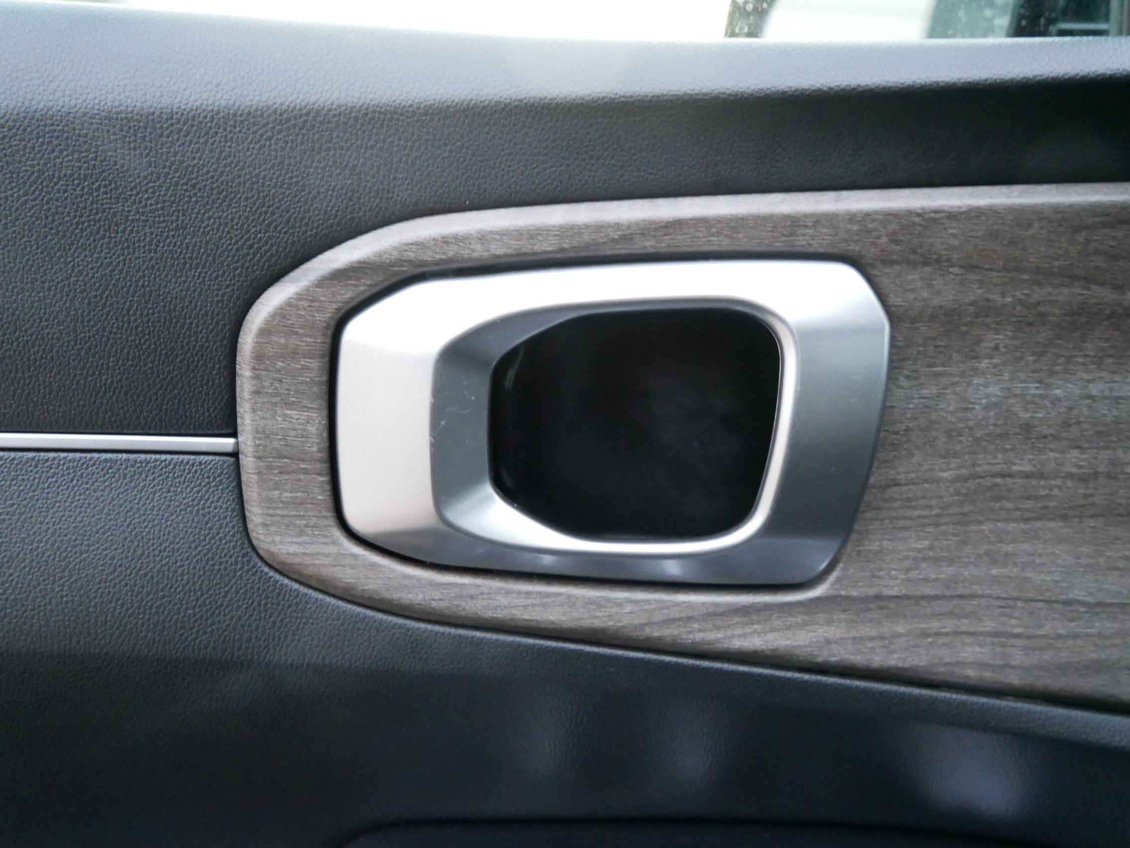 Used 2022 Kia Sorento S w/ Panoramic Sunroof Package AWD/4WD image 14