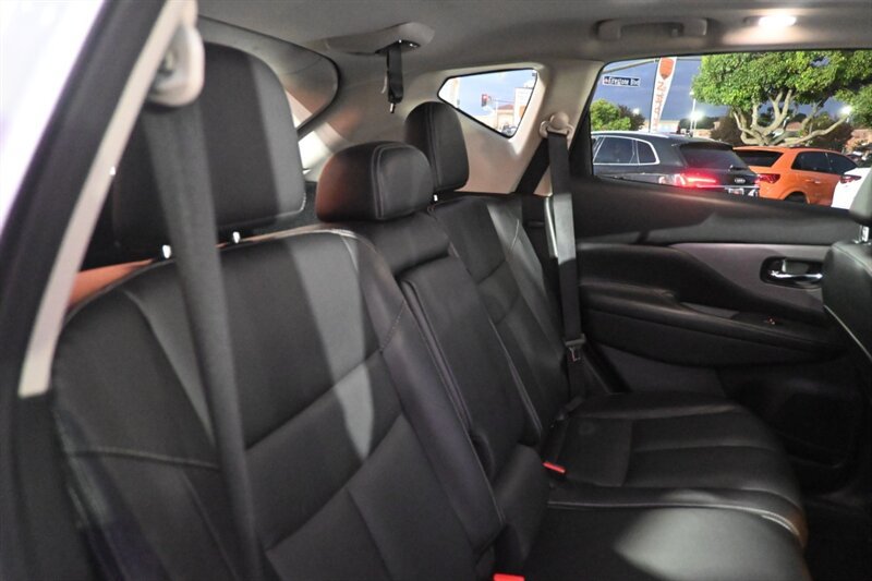 Used 2021 Nissan Murano SL w/ SL Moonroof Package AWD/4WD image 56
