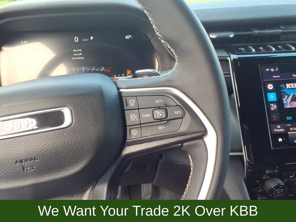 Used 2024 Jeep Grand Cherokee L Altitude image 29