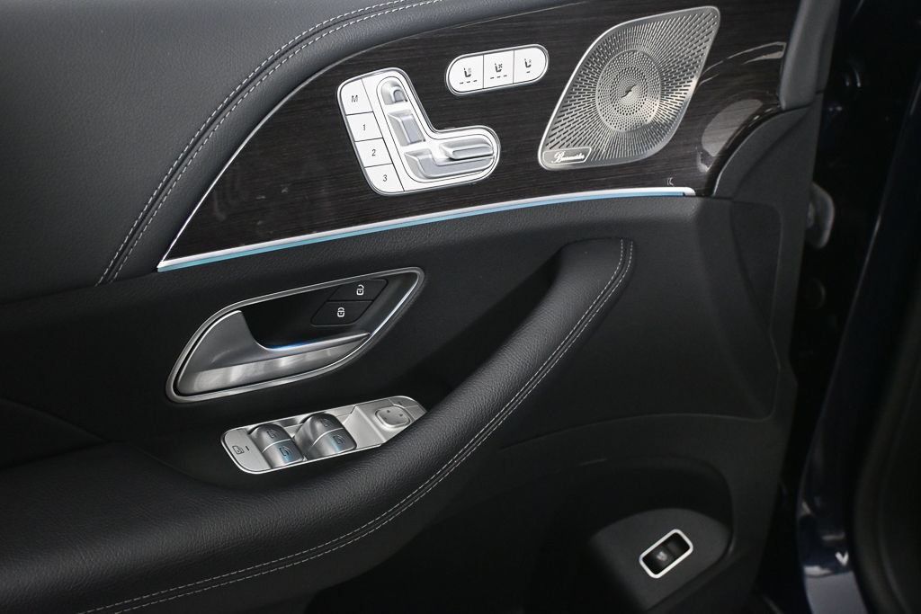 Certified 2022 Mercedes-Benz GLS 450 4MATIC image 8