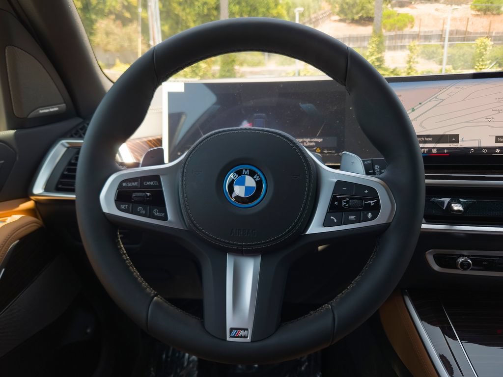 New 2026 BMW X5 xDrive50e w/ M Sport Package AWD/4WD image 15