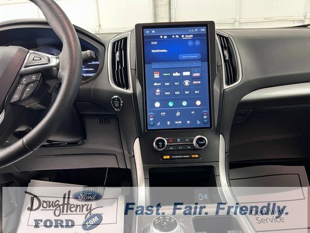 Used 2024 Ford Edge SEL image 41