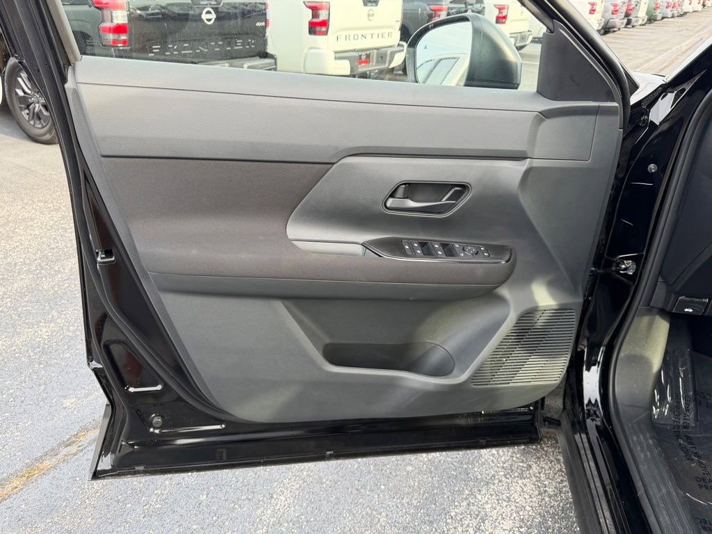 New 2026 Nissan Kicks S FWD image 12