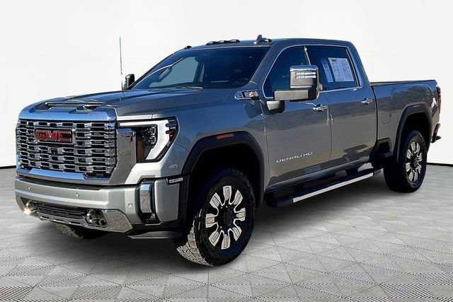 Used 2024 GMC Sierra 2500 Denali w/ Denali Reserve Package image 3