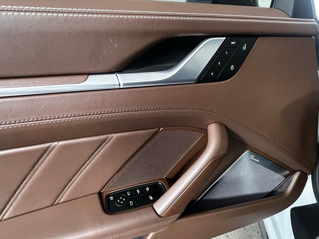 Certified 2025 Porsche 911 Turbo S image 29