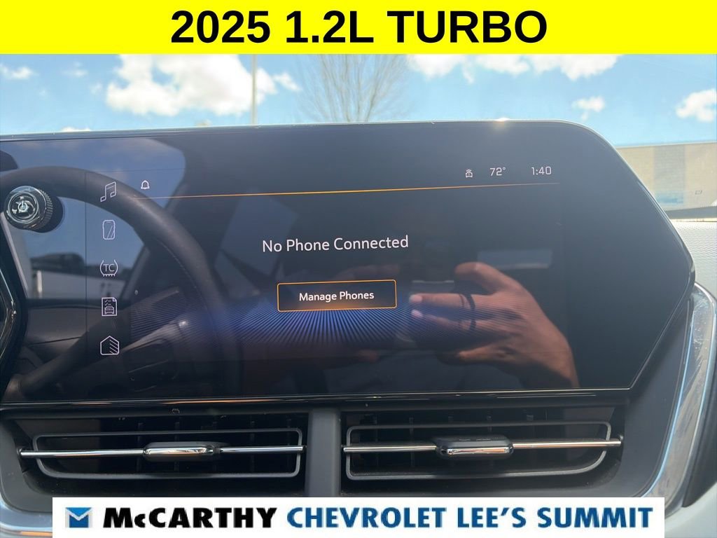 Used 2025 Chevrolet Trax LT FWD image 6