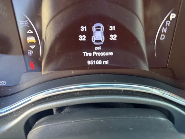 Used 2020 Jeep Grand Cherokee Laredo image 17