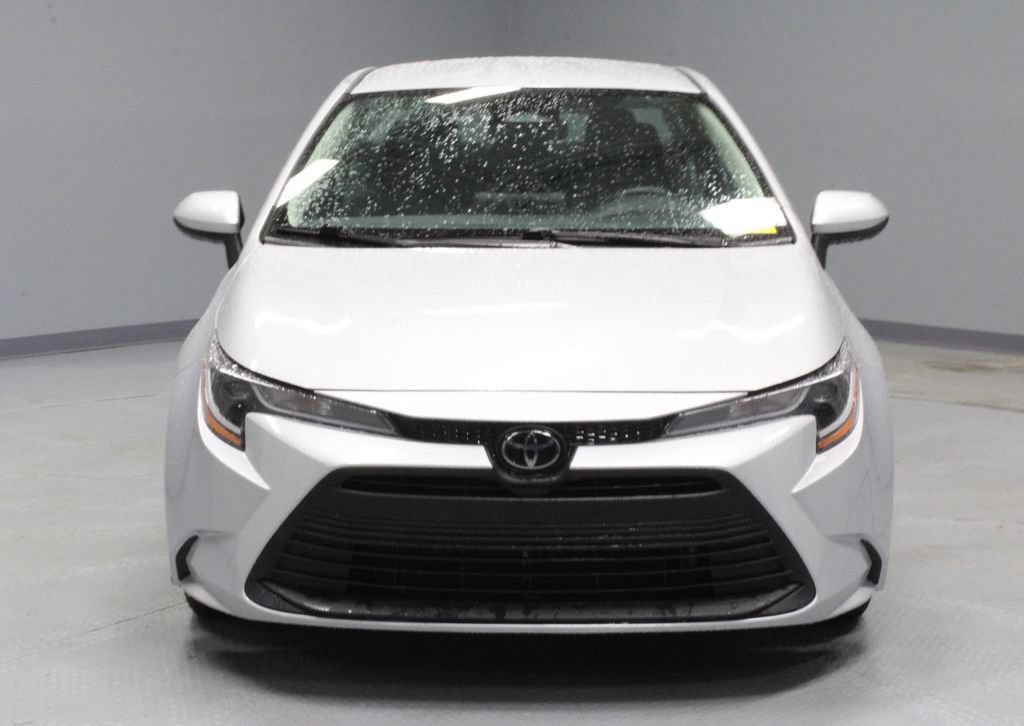 Used 2024 Toyota Corolla LE FWD image 6