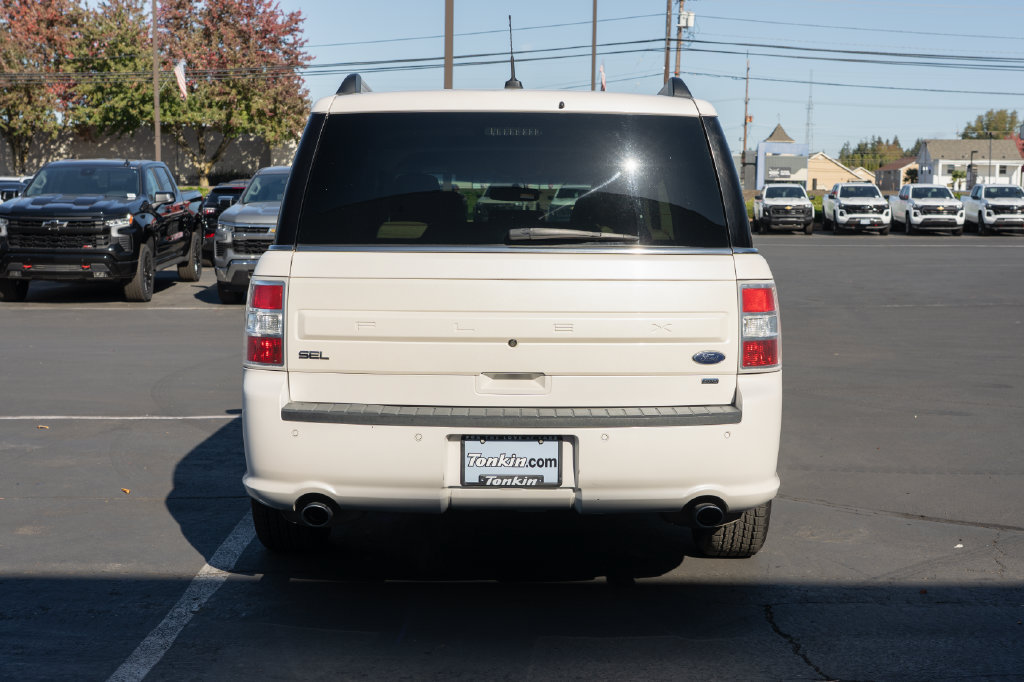 Used 2018 Ford Flex SEL w/ Equipment Group 202A AWD/4WD image 5