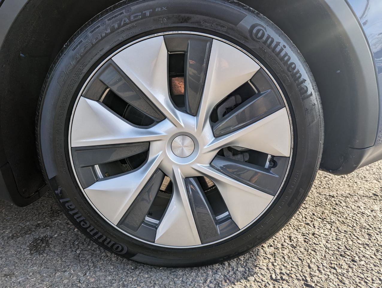 Used 2021 Tesla Model Y Long Range image 46