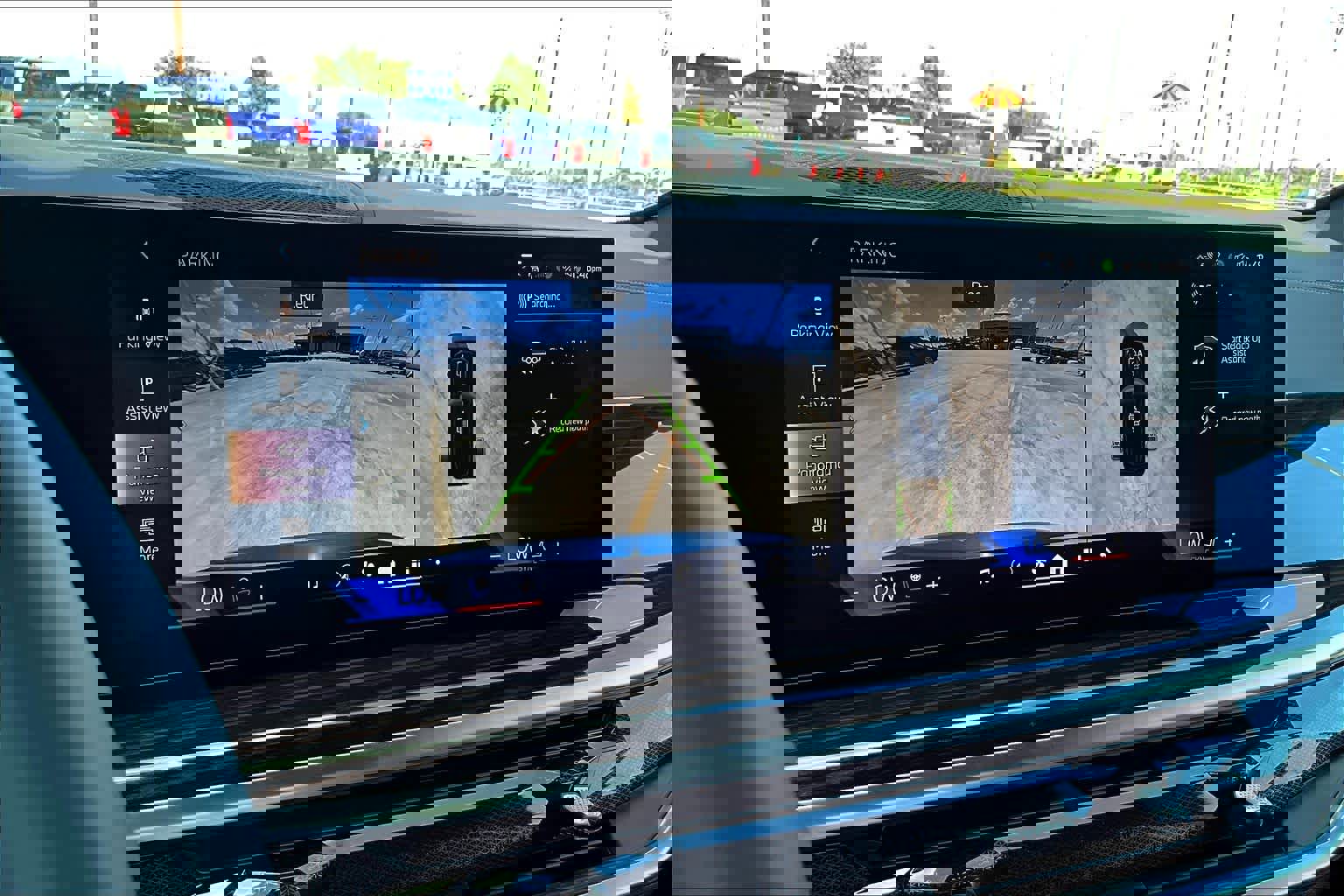 Used 2026 BMW X5 xDrive40i image 26