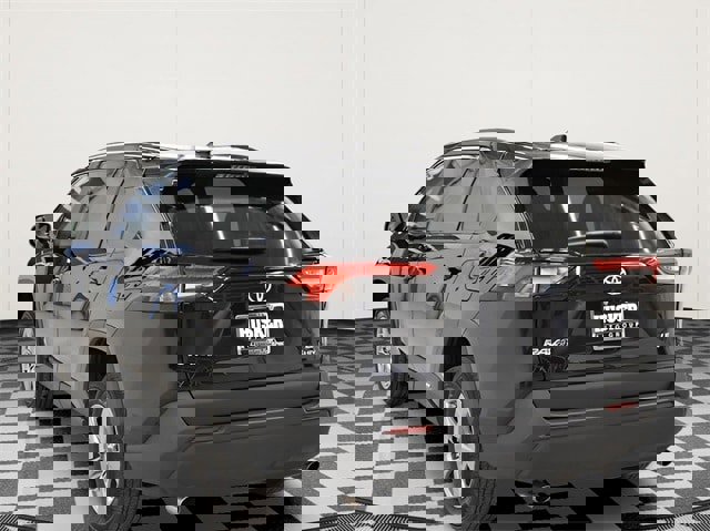 Used 2025 Toyota RAV4 LE image 10