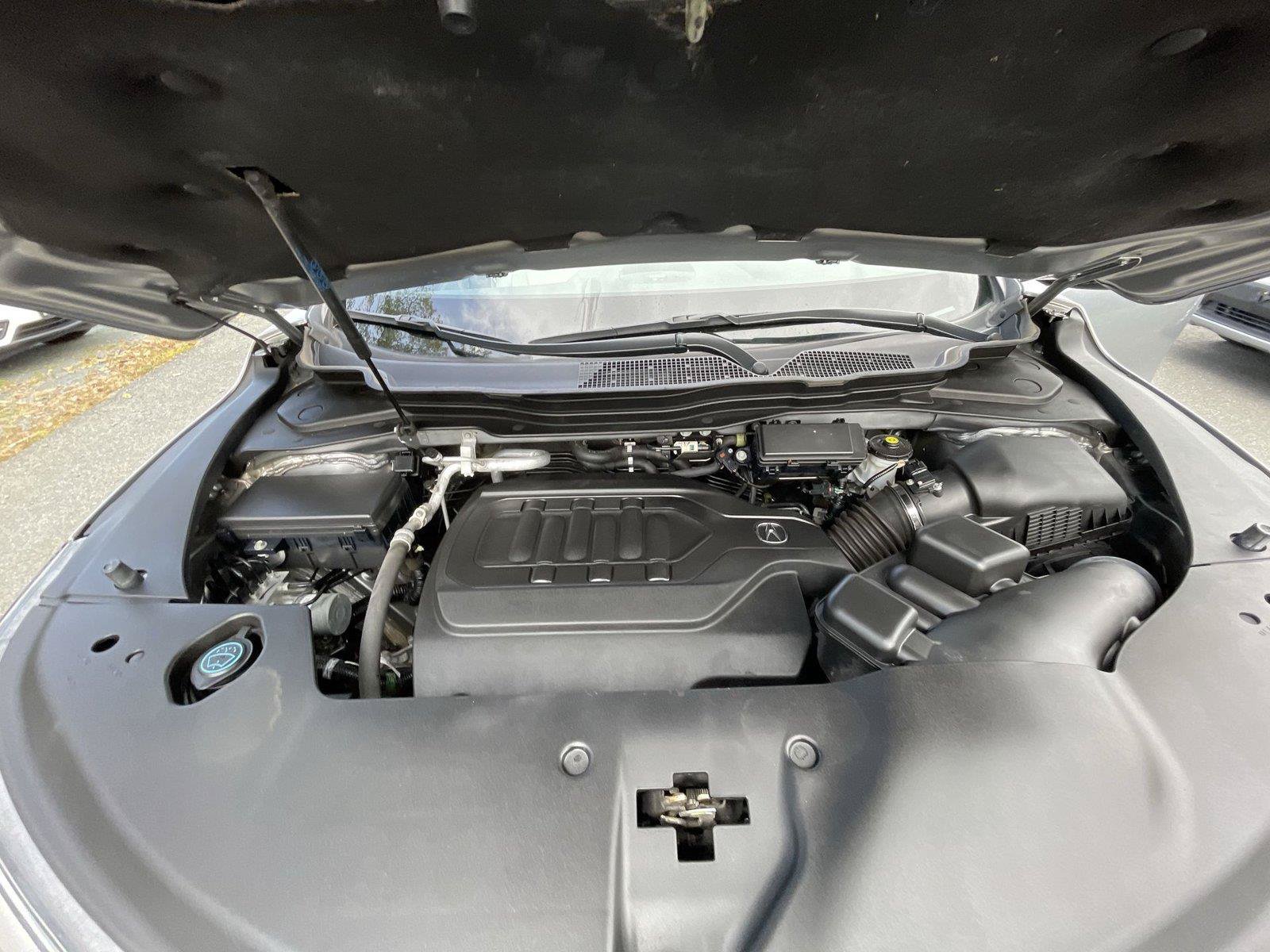 Used 2020 Acura MDX SH-AWD image 11