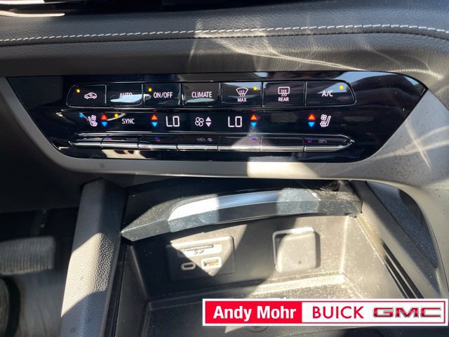 Used 2023 Buick Envision Avenir AWD/4WD image 31