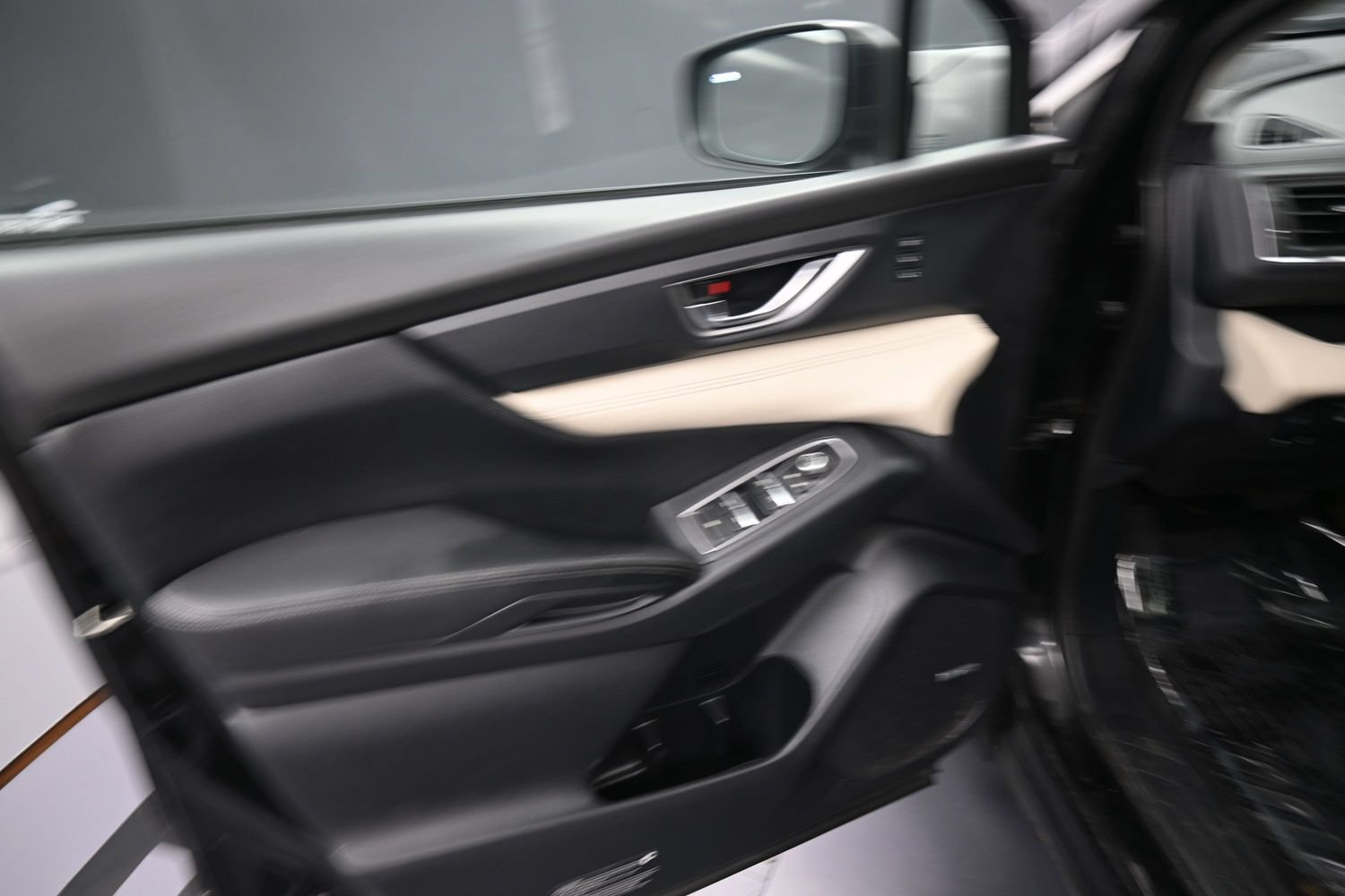 Used 2019 Subaru Ascent Limited w/ Popular Package #2A AWD/4WD image 13