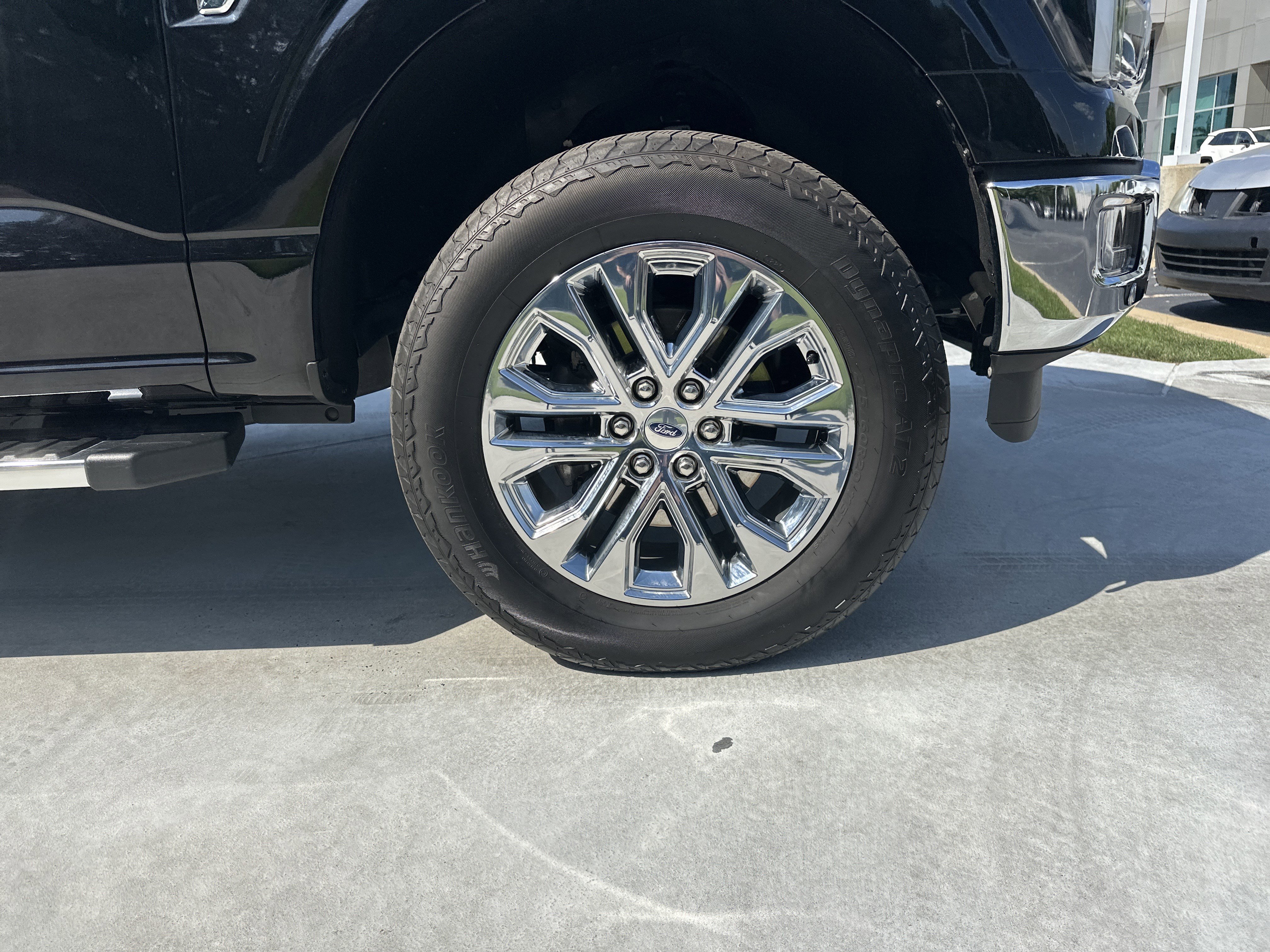 Used 2024 Ford F150 Lariat w/ FX4 Off-Road Package AWD/4WD image 13