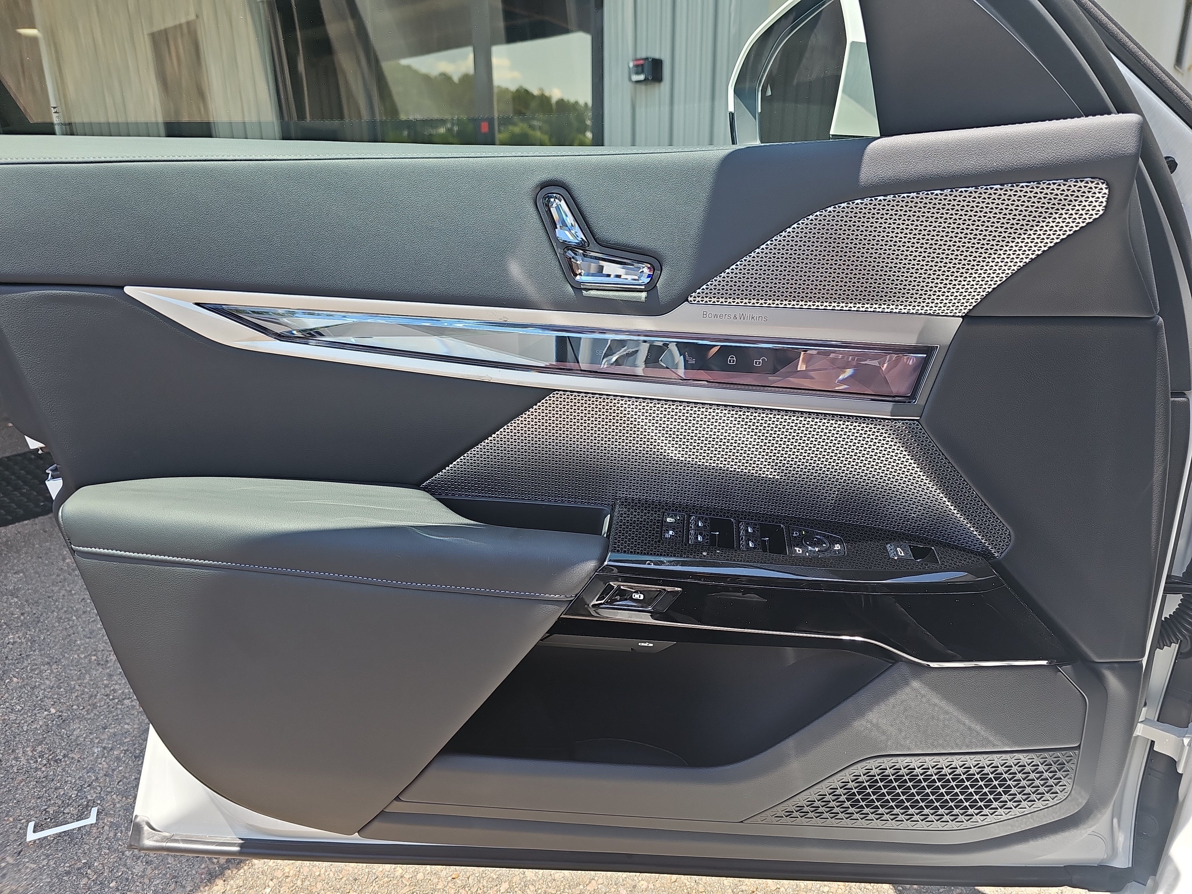 New 2026 BMW 740i RWD image 29