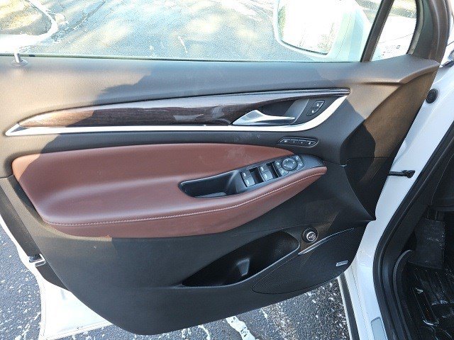 Used 2020 Buick Enclave Avenir w/ Avenir Technology Package image 20