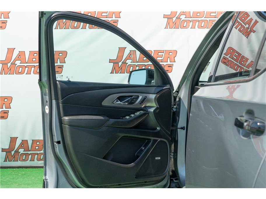 Used 2023 Chevrolet Traverse Premier w/ Redline Edition AWD/4WD image 35
