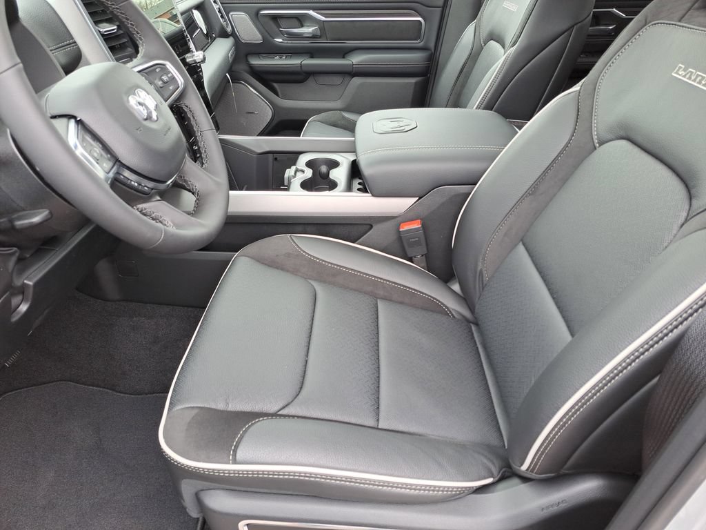 New 2026 RAM 1500 Laramie w/ Night Edition AWD/4WD image 18