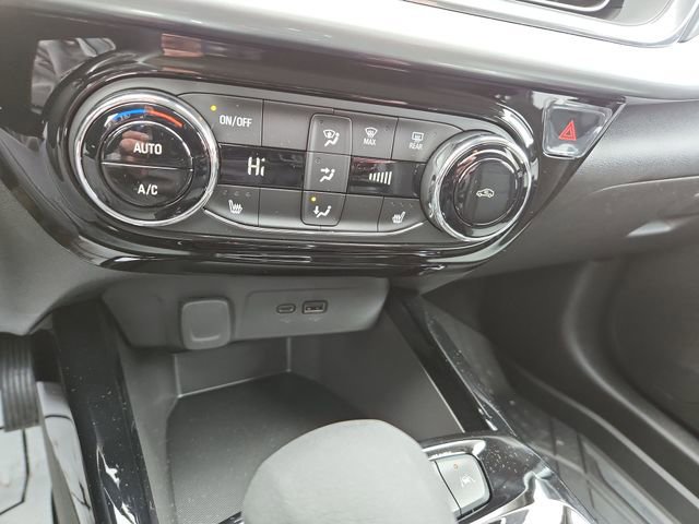Used 2026 Chevrolet Trax LT w/ Driver Confidence Package image 17