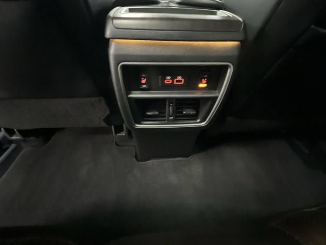 Used 2019 Nissan Murano Platinum FWD image 22