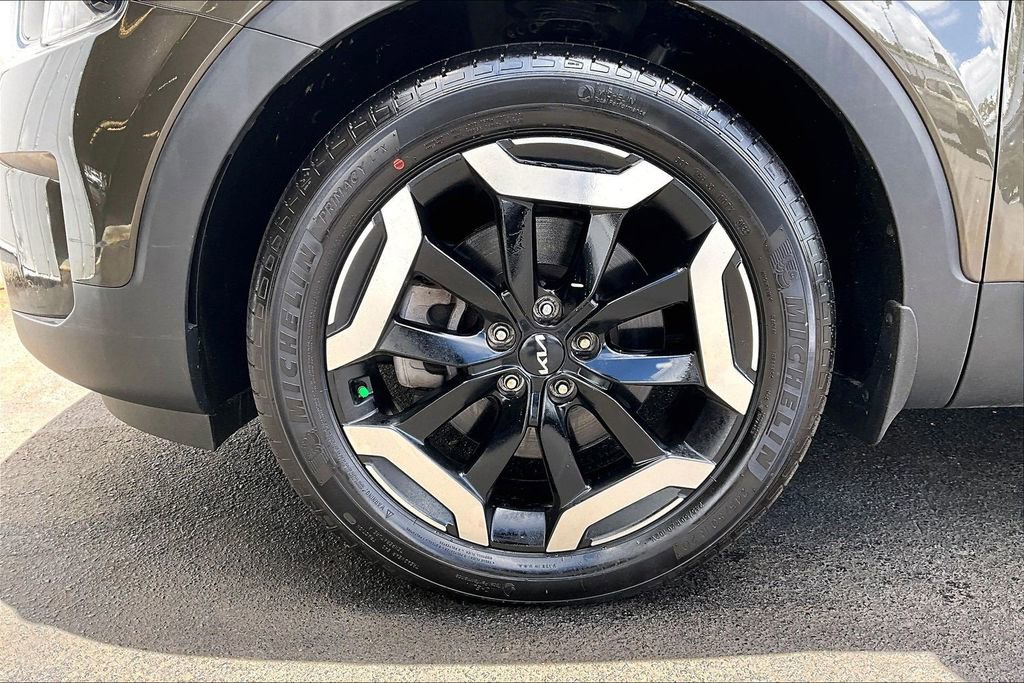 Used 2023 Kia Telluride EX AWD/4WD image 32
