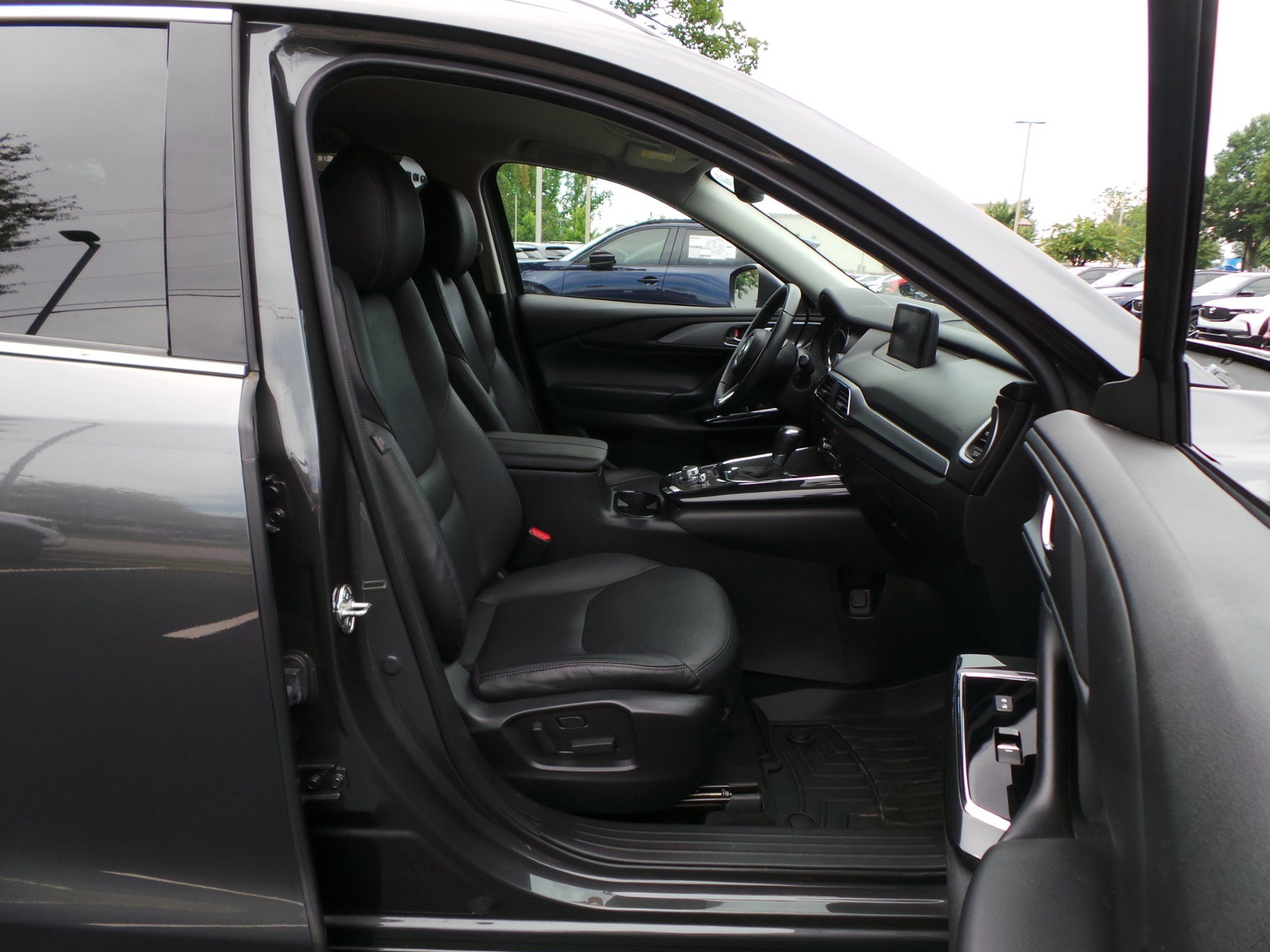 Used 2018 MAZDA CX-9 Touring FWD image 39