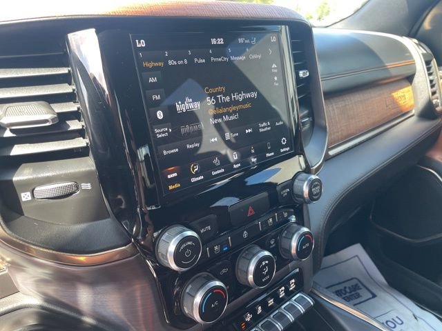 Used 2021 RAM 1500 Limited w/ Bed Utility Group image 10