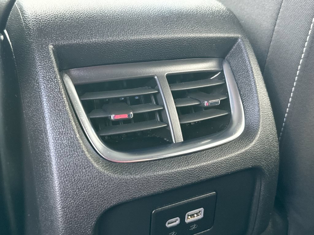Certified 2025 Chevrolet Blazer LT FWD image 24