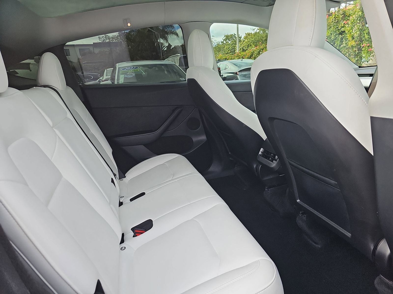 Used 2023 Tesla Model Y Long Range AWD/4WD image 11