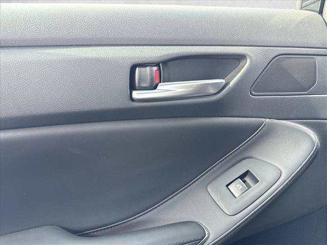 Used 2019 Toyota Avalon XLE w/ Moonroof Package FWD image 16