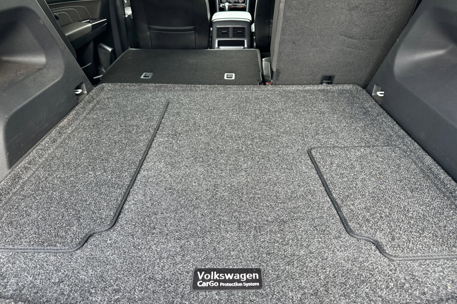 Used 2022 Volkswagen Atlas Cross Sport SE image 15