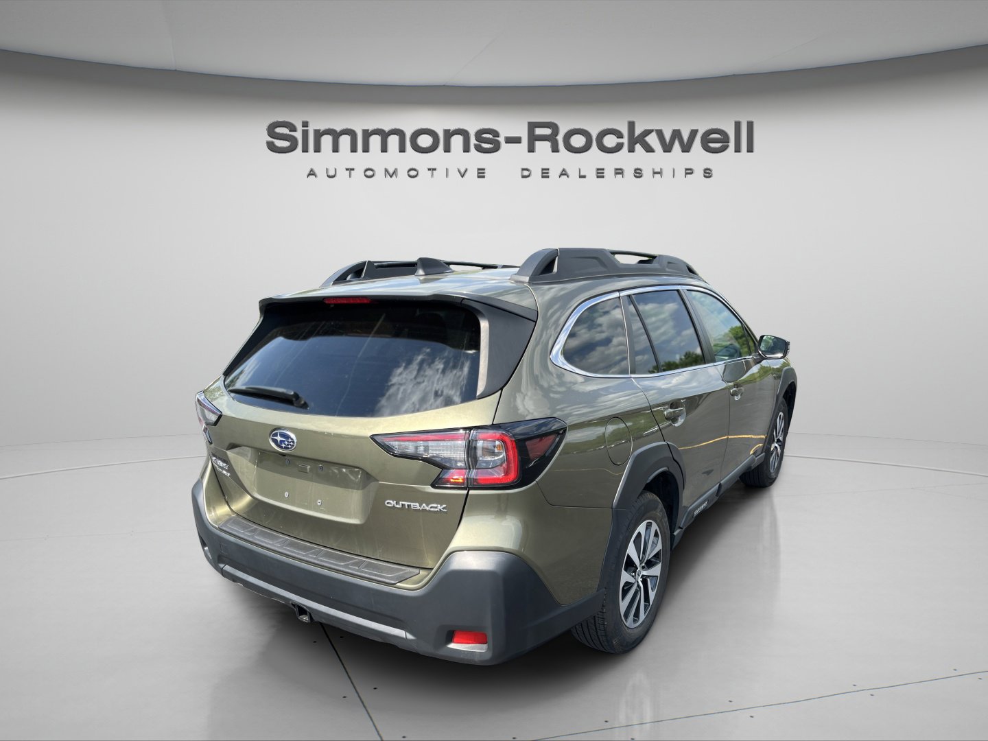 Used 2024 Subaru Outback Premium AWD/4WD image 5