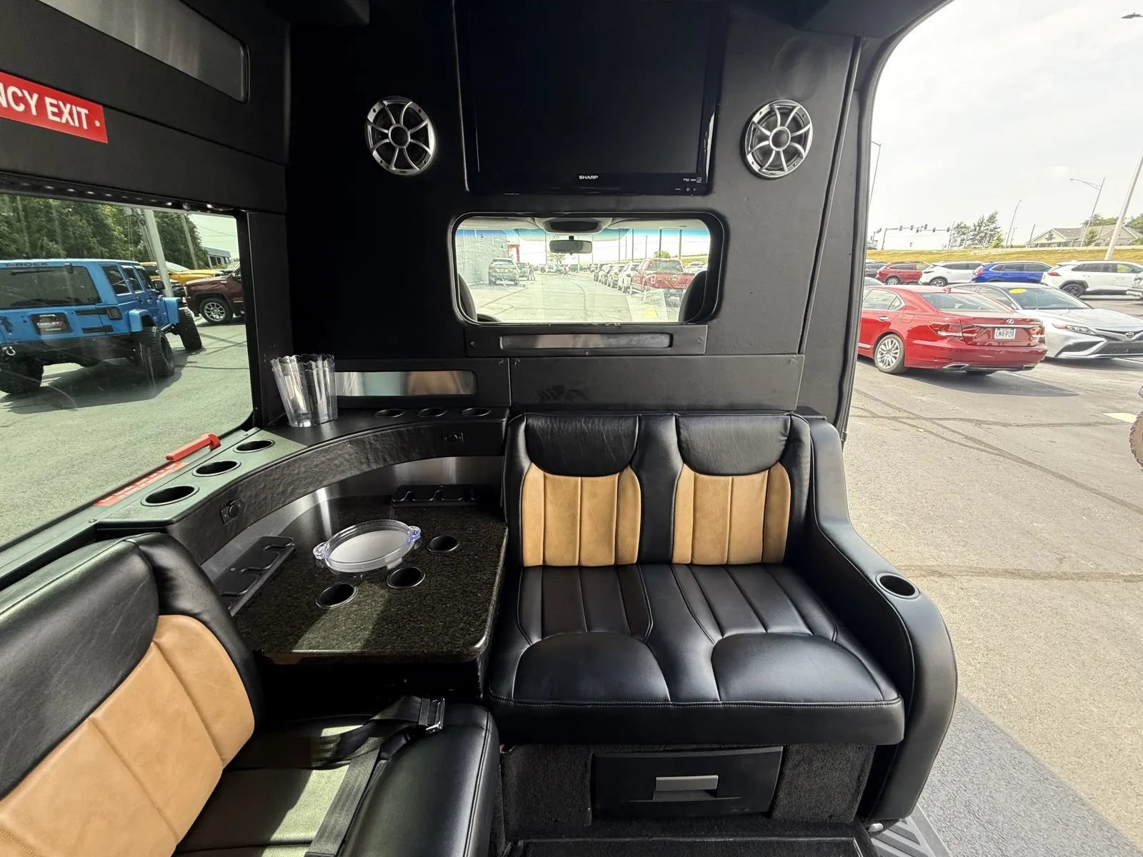 Used 2011 Mercedes-Benz Sprinter 2500 image 15