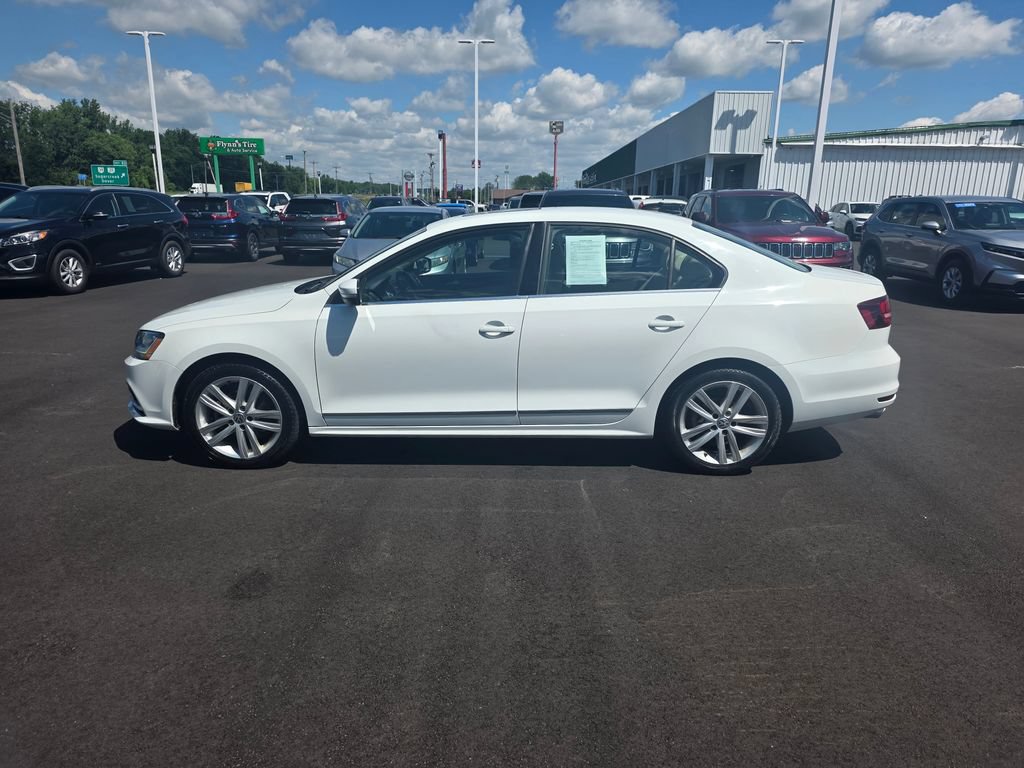 Used 2017 Volkswagen Jetta SEL FWD image 6