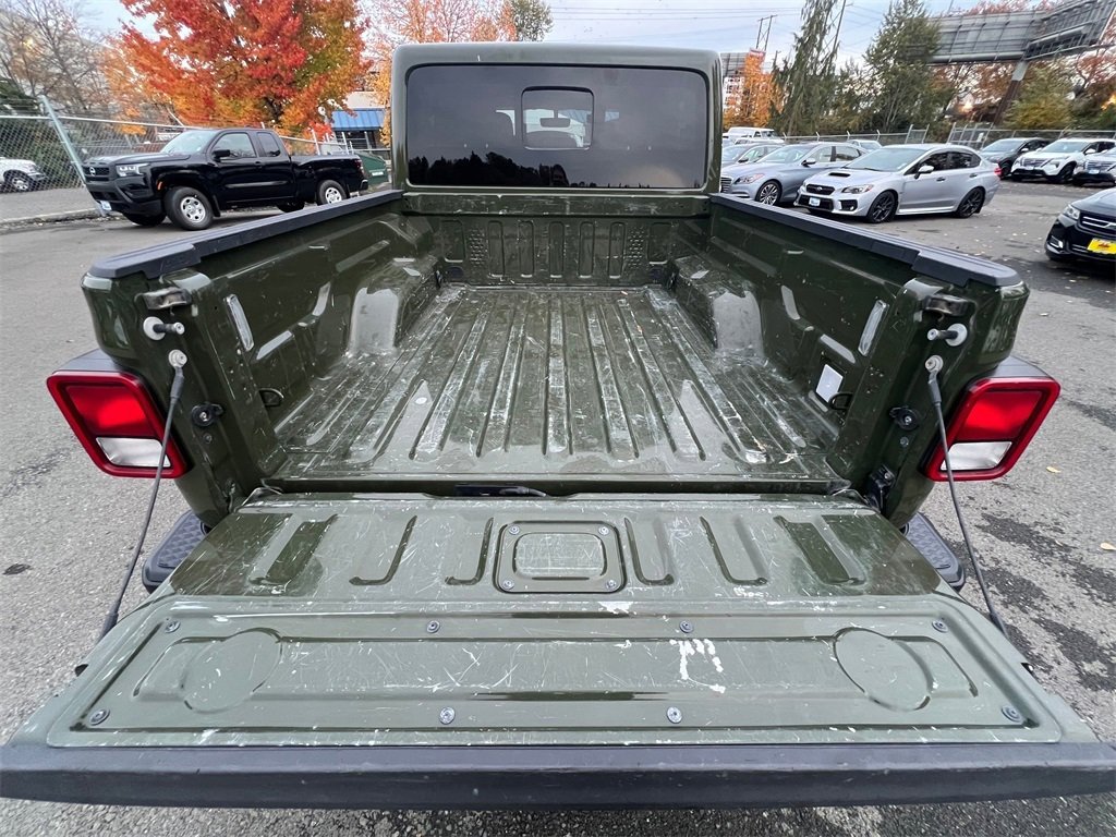 Used 2021 Jeep Gladiator Mojave w/ Uconnect 4C Nav & Sound Group image 11