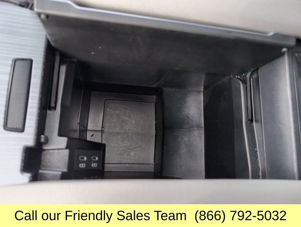 Certified 2025 Toyota Sienna XLE image 27