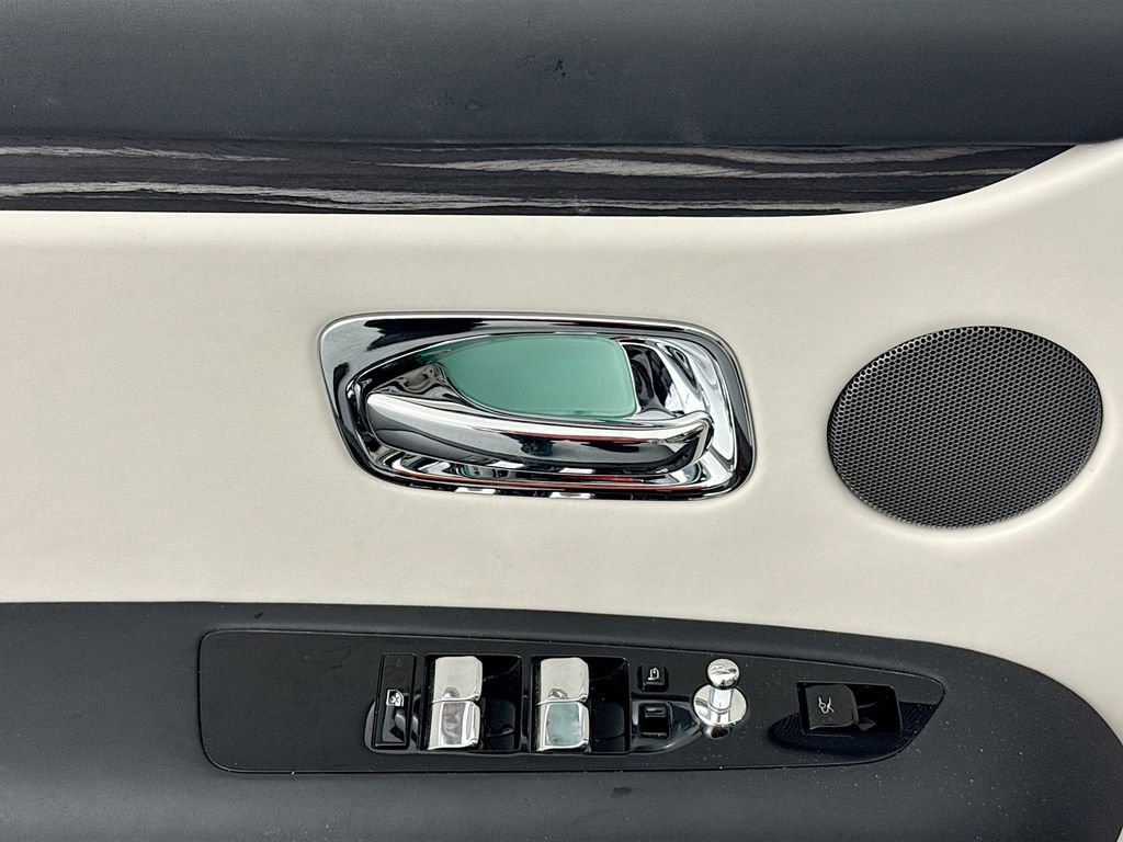 Used 2022 Rolls-Royce Ghost AWD/4WD image 18