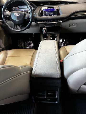 Used 2019 Cadillac XT4 Premium Luxury image 25