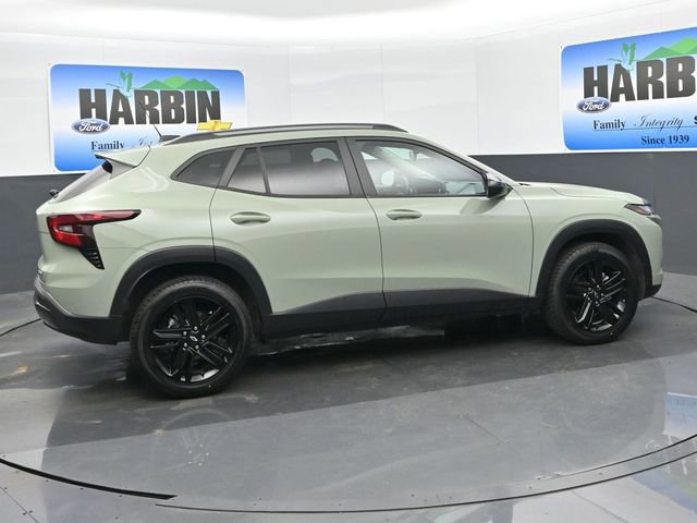 Used 2024 Chevrolet Trax ACTIV w/ Sunroof Package image 6